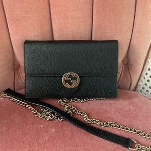 Authentic Gucci wallet on the chain
